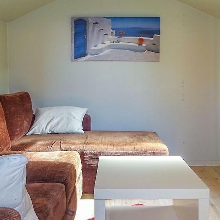 4 Bedroom Lovely Home In Hoeganaes Exterior photo